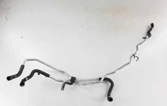 Engine coolant pipe/hose