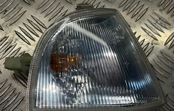 Skoda Octavia Mk1 (1U) Front indicator light 08102020