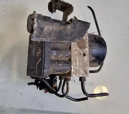 Volkswagen Golf IV ABS Pump 1c0907379d