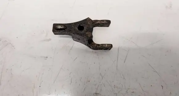 Land Rover Discovery Sport Fuel Injector clamp holder