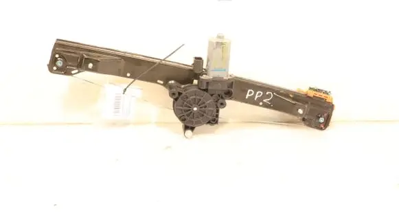 Fiat Grande Punto Front window lifting mechanism without motor