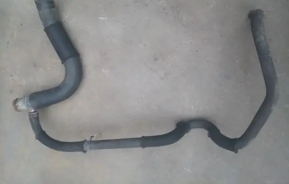 Peugeot 4007 Engine coolant pipe/hose