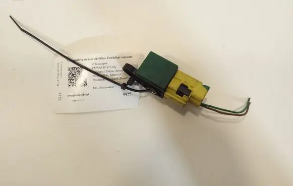 Volkswagen PASSAT B7 Airbag deployment crash/impact sensor 5N0959351B