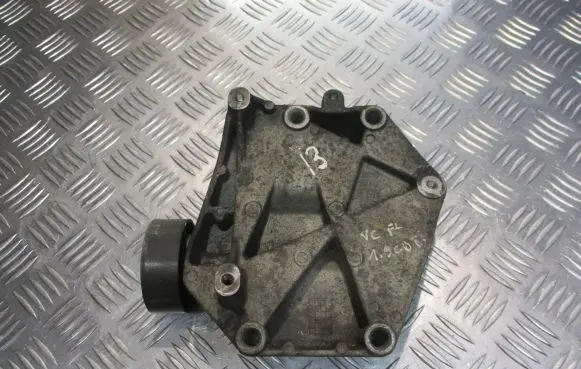 Opel Vectra C Engine mounting bracket