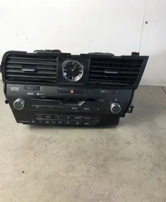 Radio/CD/DVD/GPS head unit