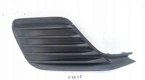 Suzuki Vitara (LY) Tow hook cap/cover 