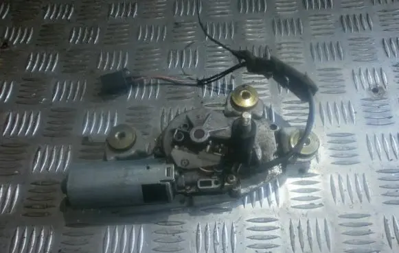 Ford Mondeo MK II Rear window wiper motor 0390201521