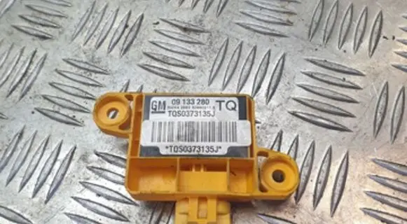 Opel Vectra C Airbag deployment crash/impact sensor TRS0370725M 09133280