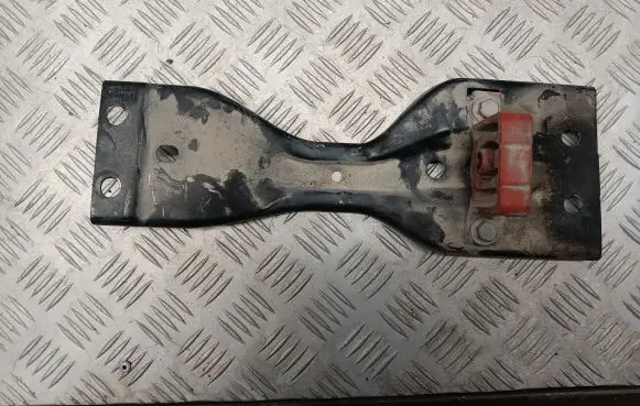 Audi Q3 8U Muffler mount bracket/holder 5N0802117 1J0253144G
