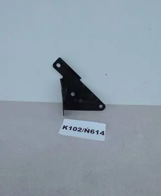 Renault Clio V Fender mounting bracket 625616679R