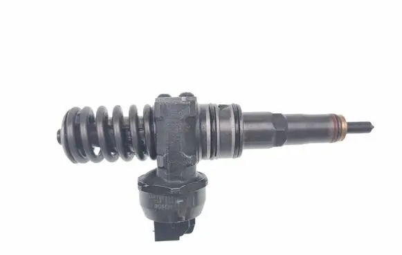 Skoda Octavia Mk2 (1Z) Fuel injector 0414720215 038130073AG