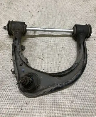 Toyota Land Cruiser (J120) Front upper control arm/wishbone 