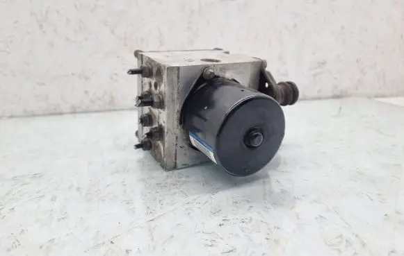 Volkswagen PASSAT B6 ABS Pump 3C0614109