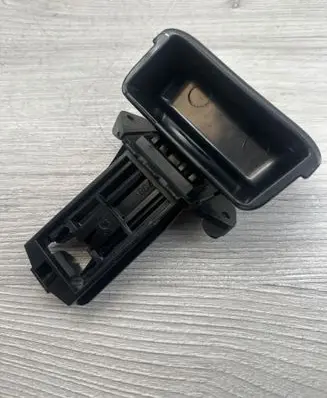 Mercedes-Benz C W203 Hand brake release handle 2034270112