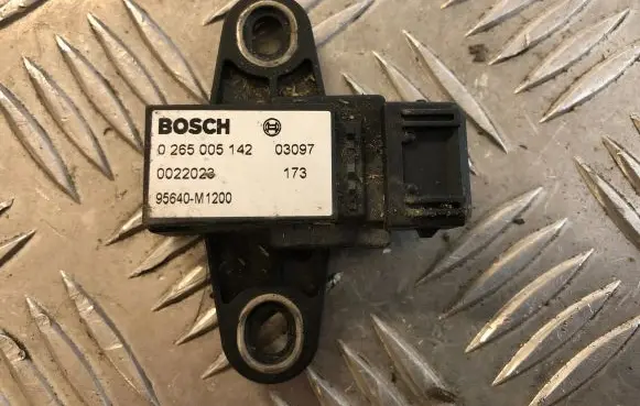 KIA Sorento ESP acceleration yaw rate sensor 95640M1200 0265005142 0022023