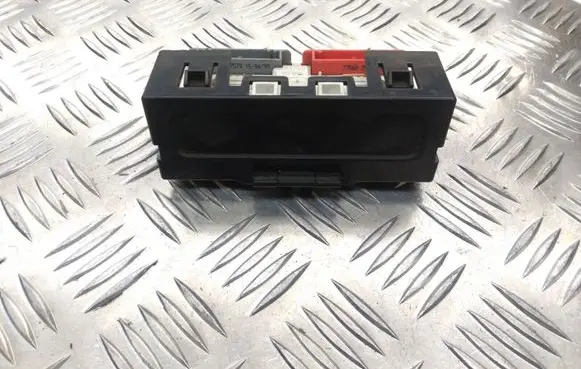 Renault Scenic I Screen/display/small screen P7700428029A