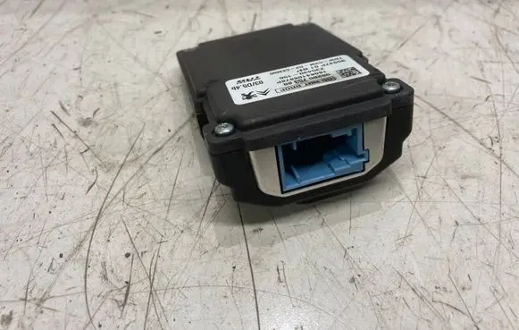 Opel Grandland X Windshield/windscreen camera 9826575380