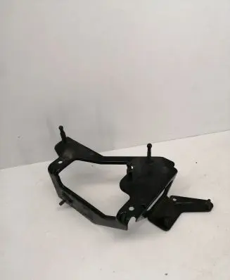 Volvo V70 Distronic sensor bracket 31334492