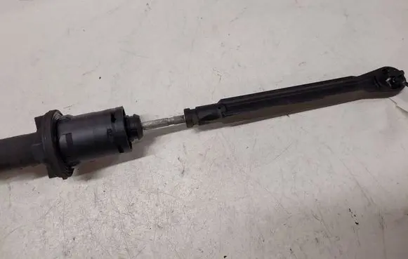 Peugeot 307 Master brake cylinder PA66GF35 9681001580