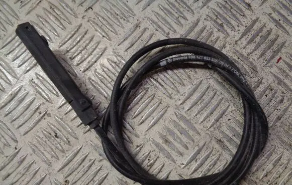 Skoda Octavia Mk2 (1Z) Engine bonnet/hood lock release cable 1Z1823535