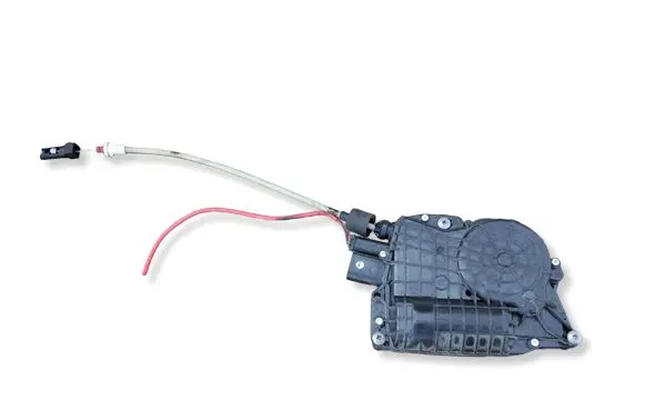 BMW 6 F12 F13 Front door soft close latching motor (coupe) 4153310600