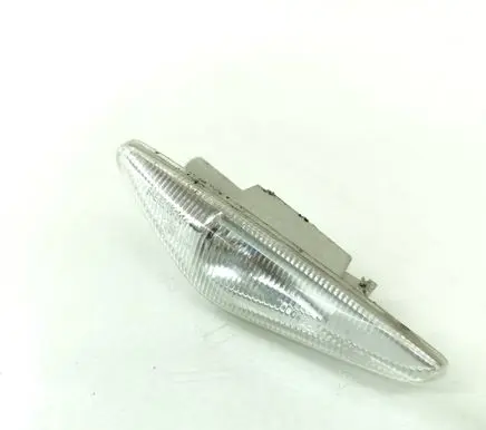 BMW X5 E70 Front fender indicator light 7267977