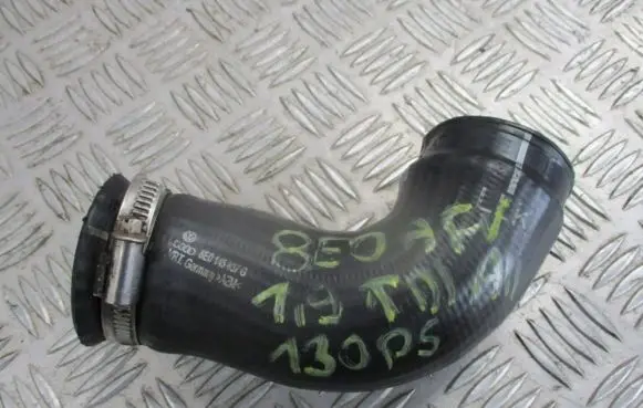 Audi A4 S4 B6 8E 8H Coolant pipe/hose 