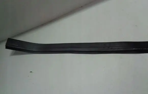 Mercedes-Benz E W212 Engine compartment rubber A2126280800