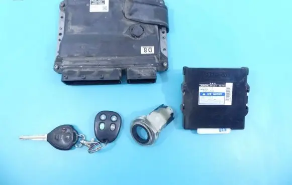 Toyota RAV 4 (XA30) Engine control unit/module ECU 89661-42D80 IMPRK1123981