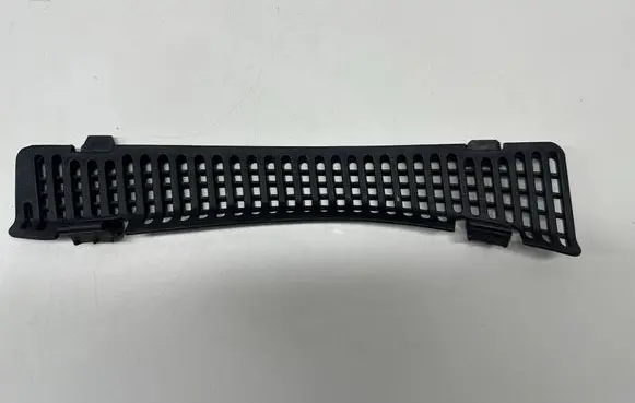 Dodge Challenger Wiper trim 32891