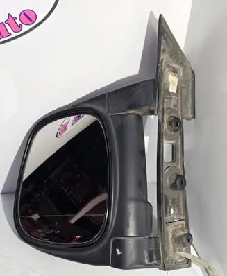 Front door electric wing mirror