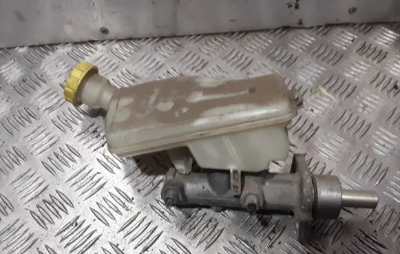 Citroen C3 Master brake cylinder 32067093