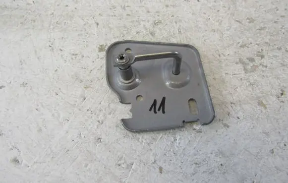 Audi Q4 e-tron Engine bonnet/hood lock/latch loop/hook 81A823186B