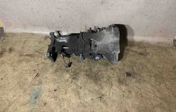 Manual 6 speed gearbox