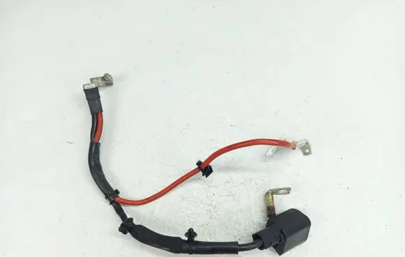 Seat Leon (5F) Positive cable (battery) 5Q0971228A 23082013 TAB016507E