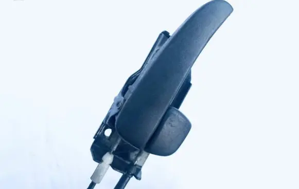 Hyundai Trajet Rear door interior handle