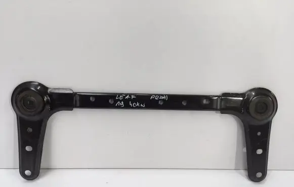 Nissan Leaf II (ZE1) Bottom radiator support slam panel 