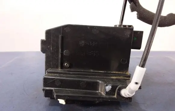 Citroen C4 II Picasso Rear door lock 9810311180