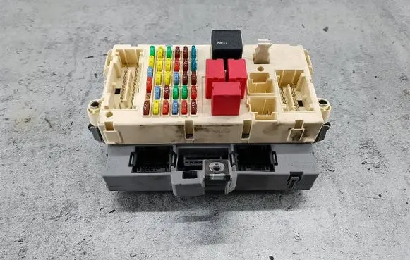 Fuse box set