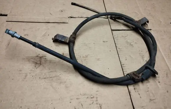 Handbrake/parking brake wiring cable