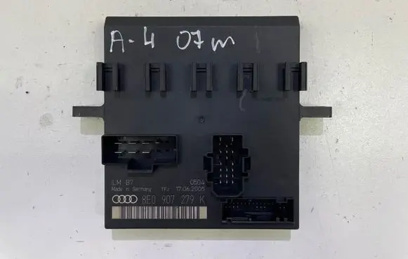 Audi A4 S4 B7 8E 8H Comfort/convenience module 8E0907279K