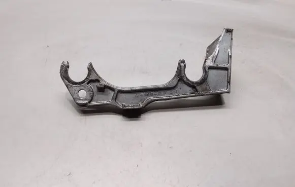 Mercedes-Benz E W212 other engine part A6510940127