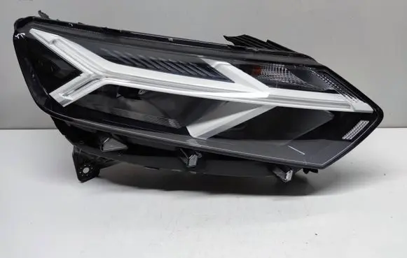 Dacia Sandero III Headlight/headlamp 260107920R