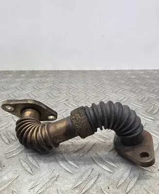 Audi A4 S4 B7 8E 8H EGR valve line/pipe/hose 028131521