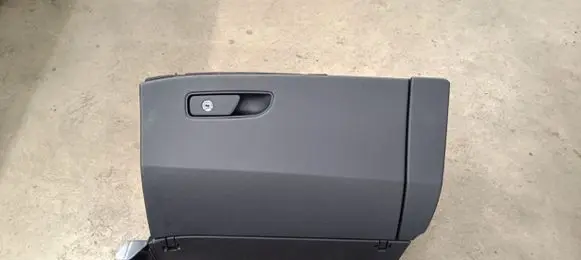 Audi Q7 4M Glove box 4M1857035R K02702001B