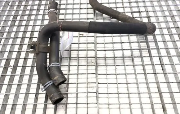 Volkswagen Polo VI Engine coolant pipe/hose