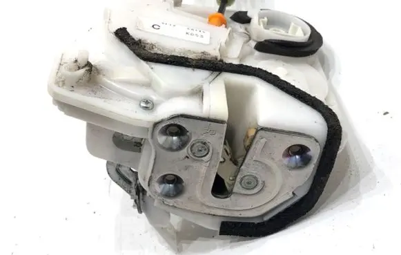 Mazda CX-5 Rear door lock