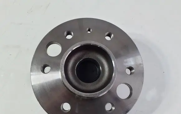 Mercedes-Benz Sprinter W906 Rear wheel bearing hub A9063500649 XHGB43405S01