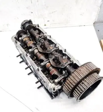 Audi A6 S6 C5 4B Engine head 