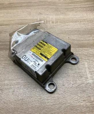 Toyota Yaris Airbag control unit/module 891700D210 212986103